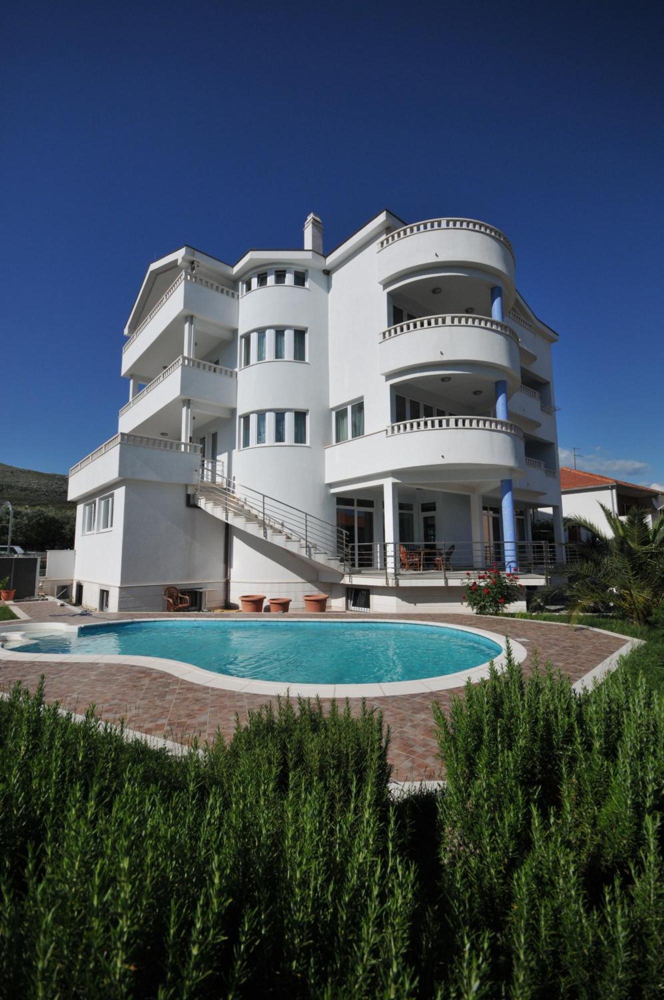 Apartments Villa Lida Τρογκίρ Εξωτερικό φωτογραφία