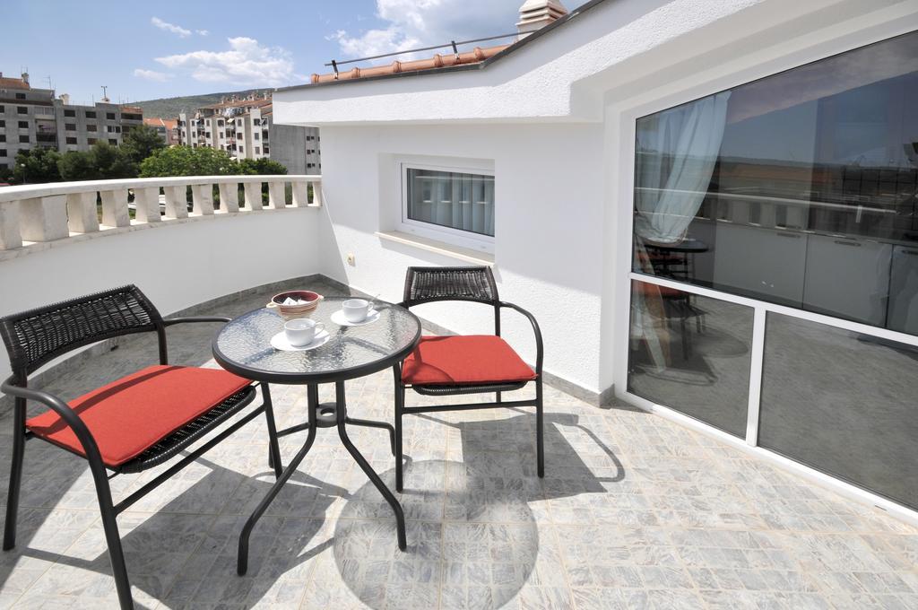 Apartments Villa Lida Τρογκίρ Εξωτερικό φωτογραφία